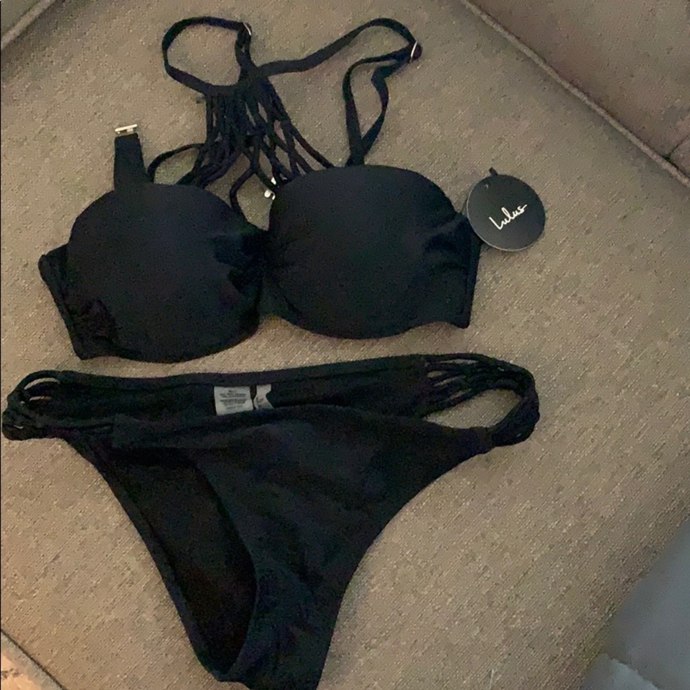 *new* Black bikini